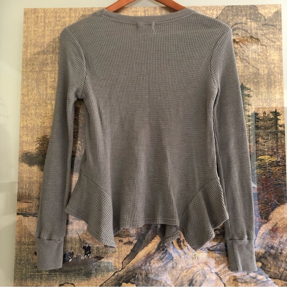 {t.la} kenwood ruffled pullover - Picture 3 of 5